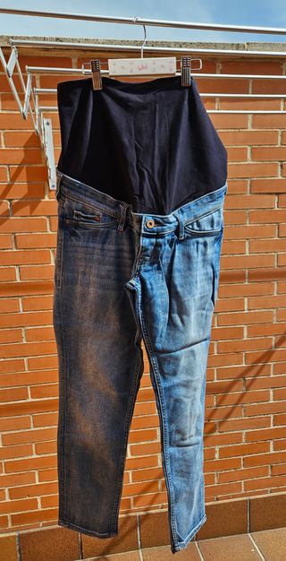 3 Pantalones premamá: 2 talla 40, 1 talla 42