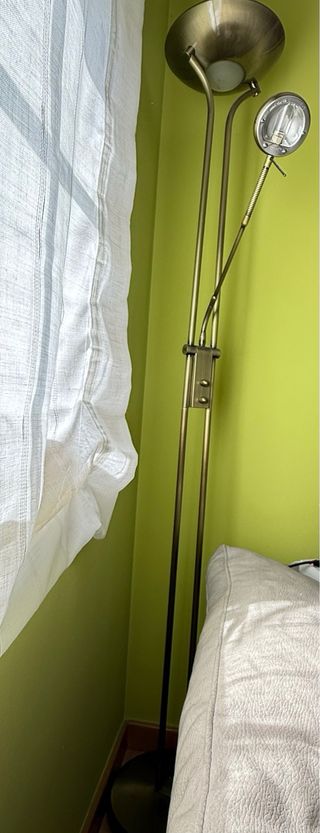 Lámpara de pie moderna