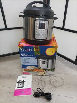 Instant Pot Olla a presión eléctrica DUO PLUS 5.7L