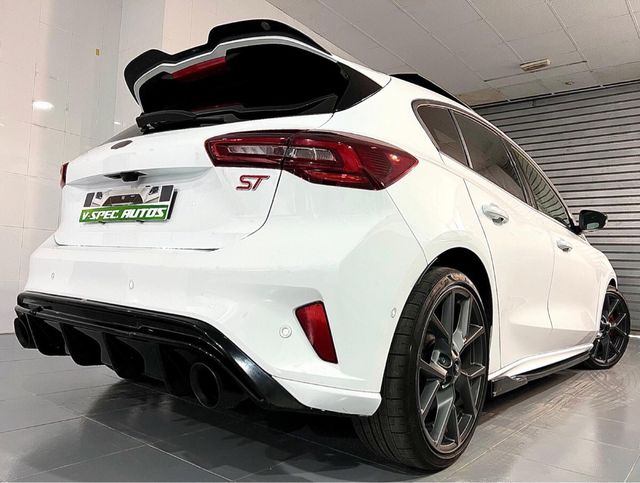 Ford Focus st 280 performance auto7 2023