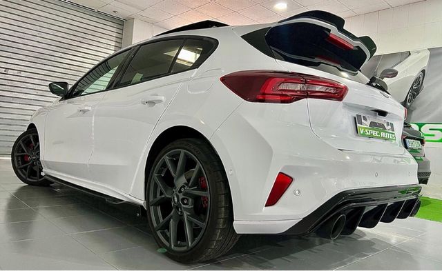 Ford Focus st 280 performance auto7 2023