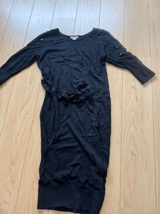 Vestido premamá negro c/tachuelas H&M