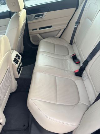 Jaguar XF 2016