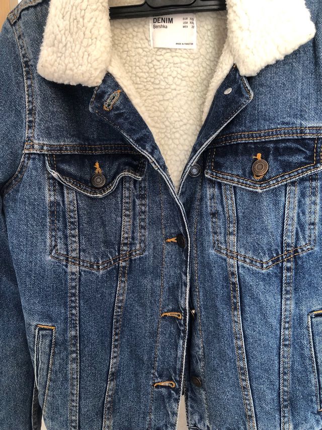 Chaqueta vaquera Bershka borreguillo talla XXS