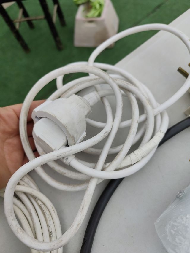 2 prese multiple e prese elettriche