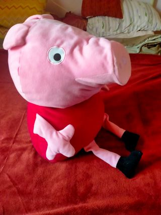 Peppa Pig peluche 50cm
Buone condizioni 