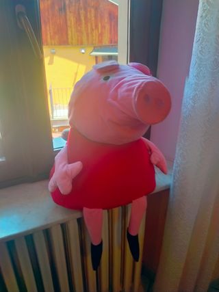 Peppa Pig peluche 50cm
Buone condizioni 