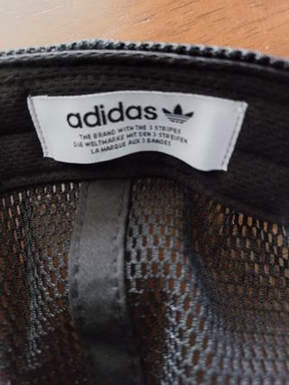 Gorra Adidas Negra - Trucker