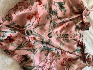 Blusa H&M rosa estampada talla S