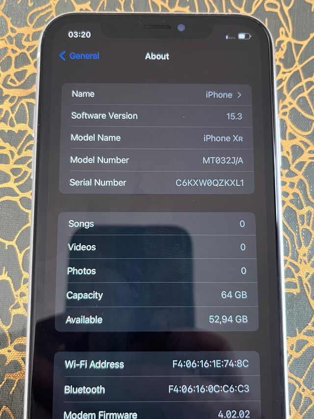 iPhone XR blanco impecable
