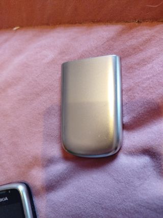 Nokia 8303c plateado