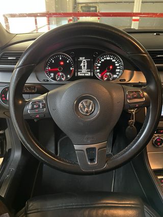 Volkswagen Passat CC 2014