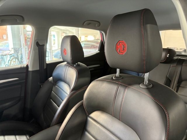 MG ZS 1.5 VTI TECH LUXURY 2024, foto 8