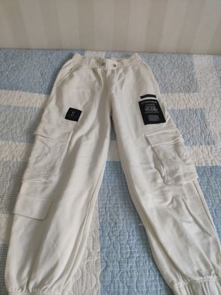 Pantalones Bershka cargo - Negro, Gris o blanco