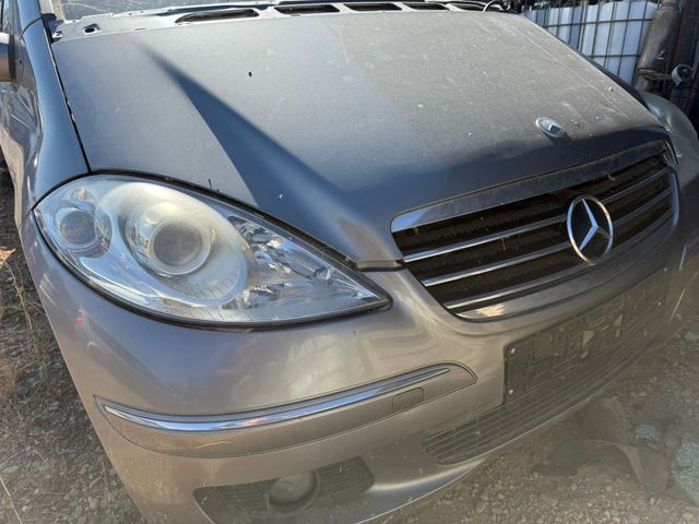 Mercedes Clase A A180 despiece completo