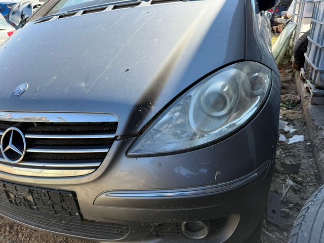 Mercedes Clase A A180 despiece completo