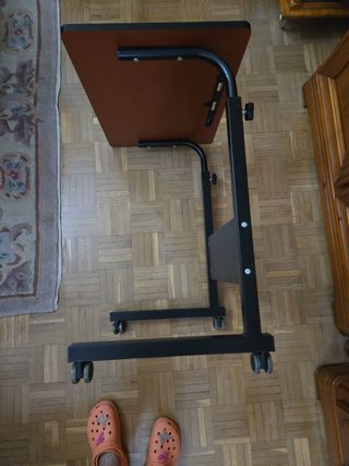 Mesa ordenador negra. Pupitre niños. Escritorio