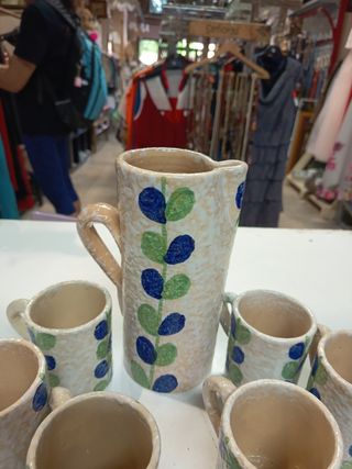 Jarra y tazas cerámica vintage