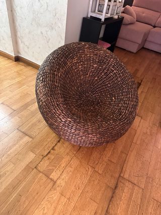 Sillón mimbre marrón