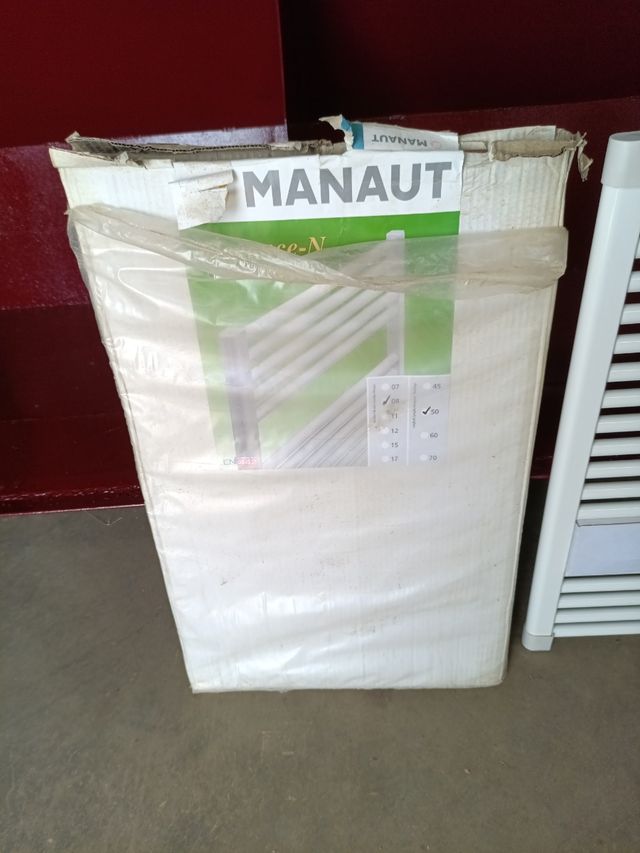 Radiador toallero de agua  para baño