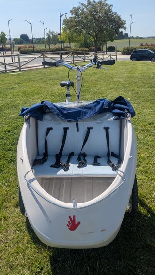 BICICLETA PARA LLEVAR A NIÑOS