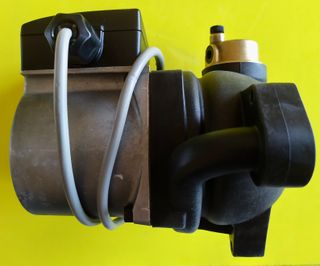 BOMBA CALDERA ROCA VICTORIA 24/24 F GRUNDFOS