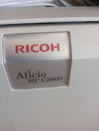 Ricoh MP C2050: Impresora Multifunción