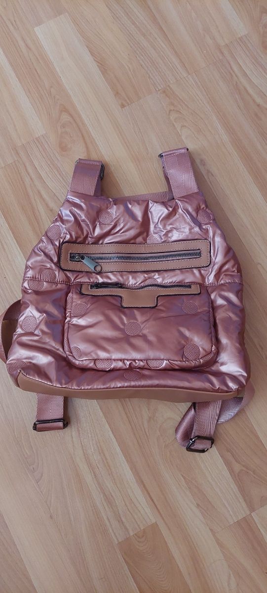 Mochila antirrobo rosa