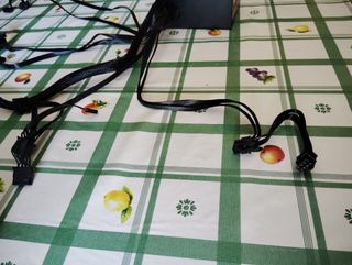 Alimentatore PC AresGame AGV650 80+ (650W)