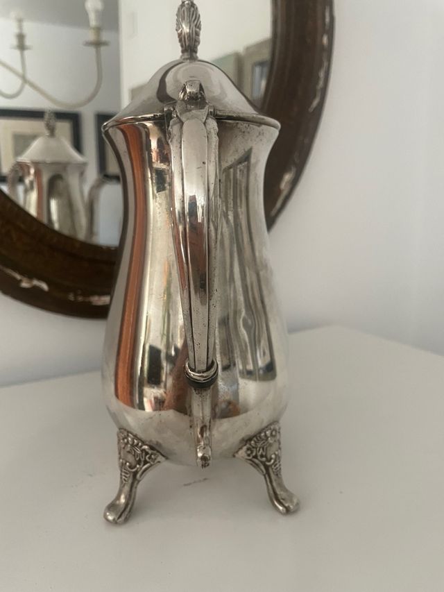 Cafetera plata antigua