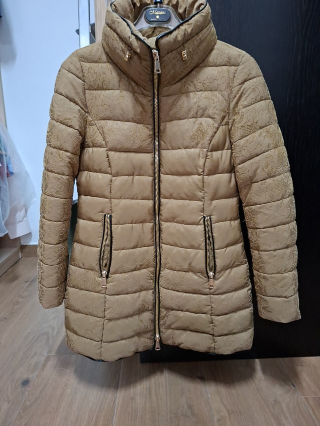 Abrigo acolchado, similar a desigual