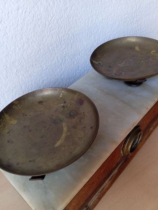 Balanza farmacia antigua (Solo balanza)