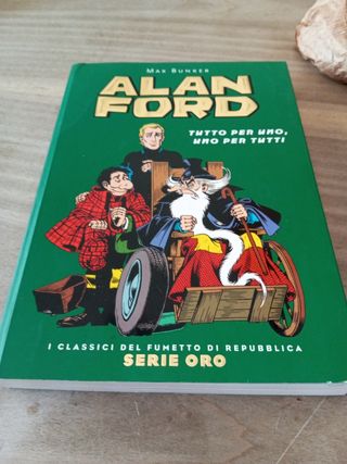 Tutto per uno, uno per tutti.