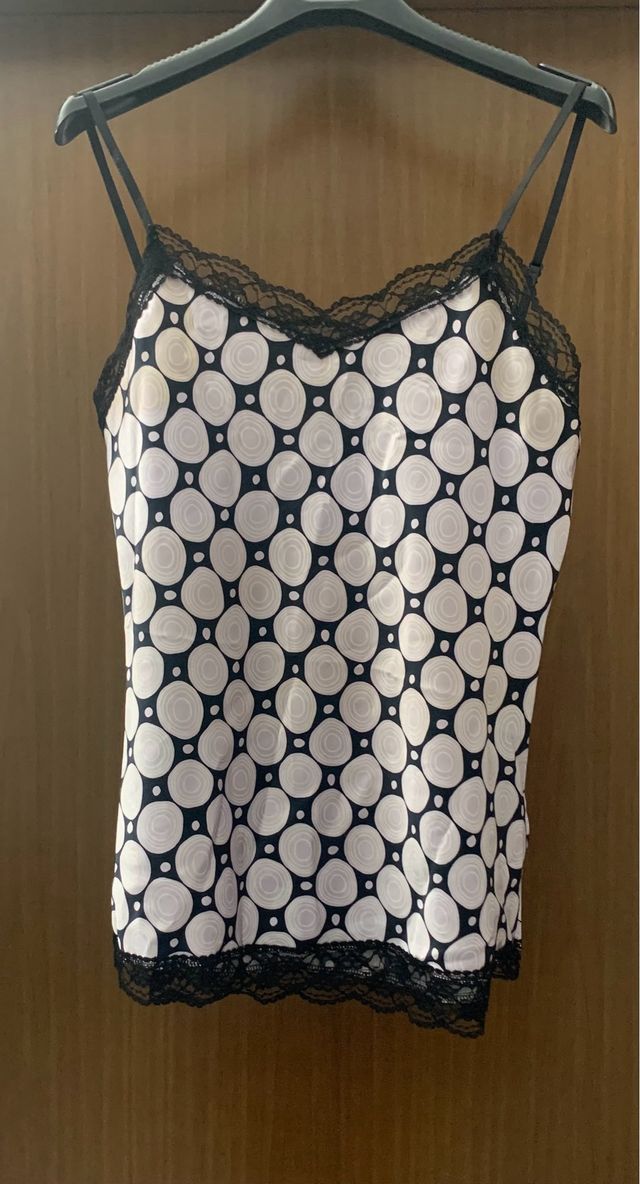 Top Juggler lilla e nero pizzo