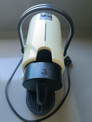Cafetera Nespresso Delonghi - Crema