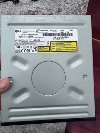 2 Lectoras/Grabadoras LG de CD.