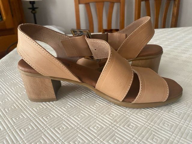 Sandalias BDA beige mujer