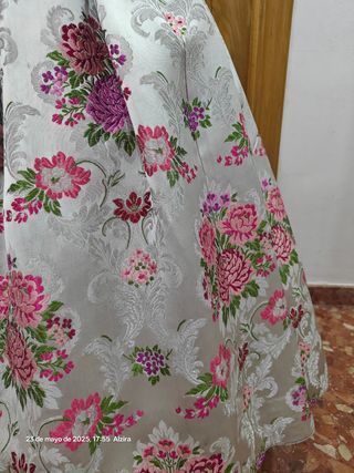 Traje de Fallera beige y rosa