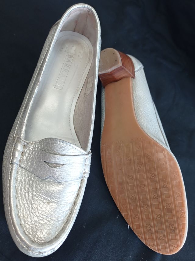 Zapatos mujer Barrats gris plata 