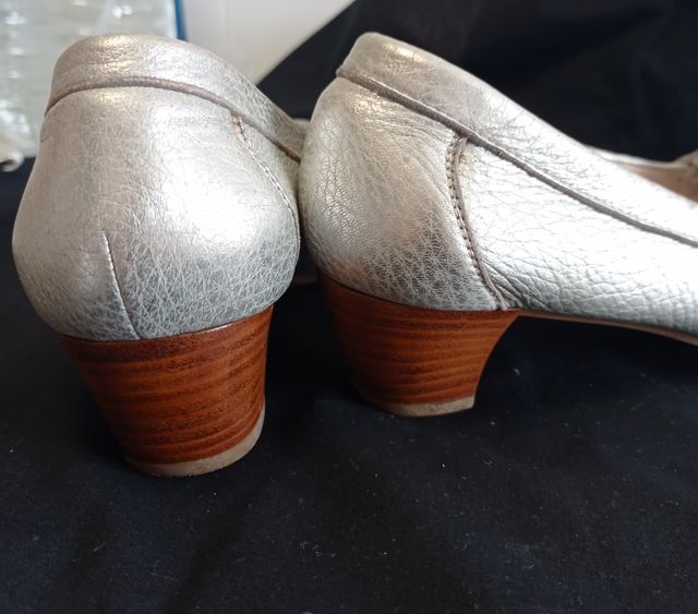 Zapatos mujer Barrats gris plata 