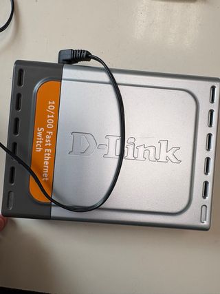 Switch D-Link DES-1005D 5 puertos
