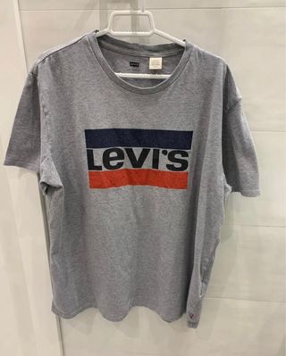 Camiseta Levi's gris XL