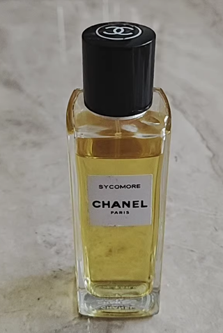 ᑕᕼᗩᑎᗴᒪ  perfume
