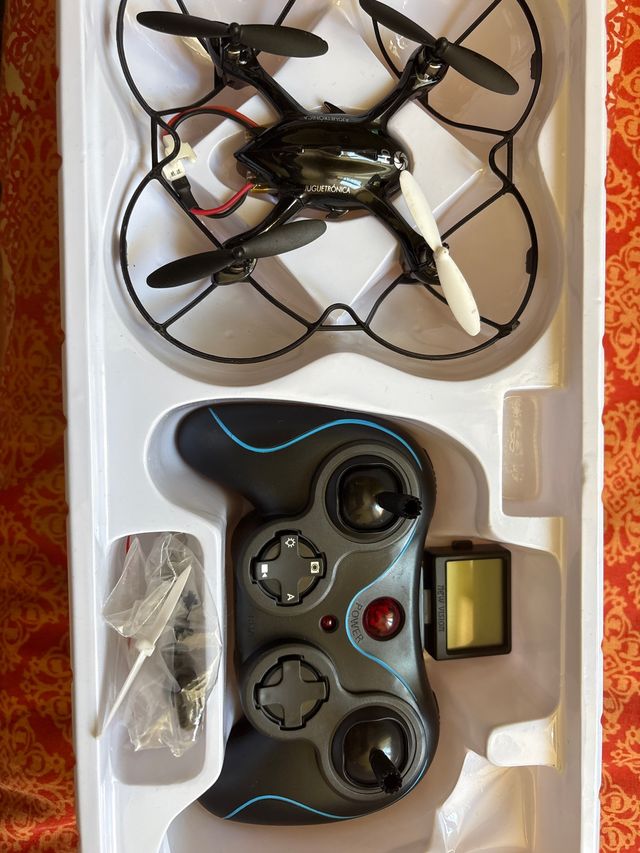 Dron UC ELECTRONICS negro
