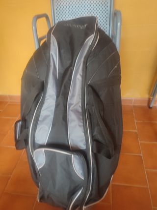 Bolsa golf con ruedas