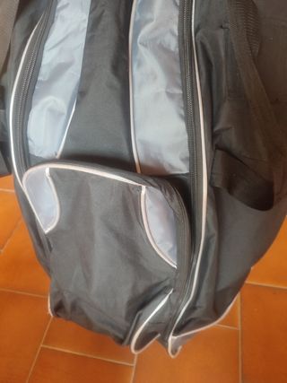 Bolsa golf con ruedas