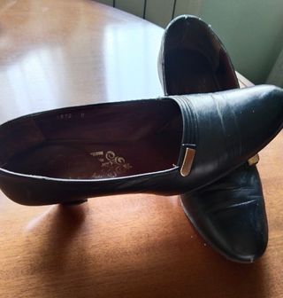 Zapatos negros piel tacón - España