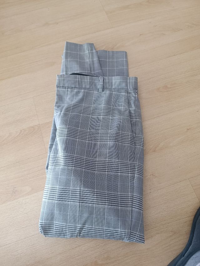 Pantalón cuadros gris-negro,