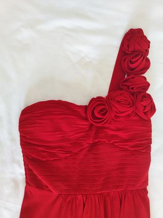 Vestido rojo de invitada boda fiesta