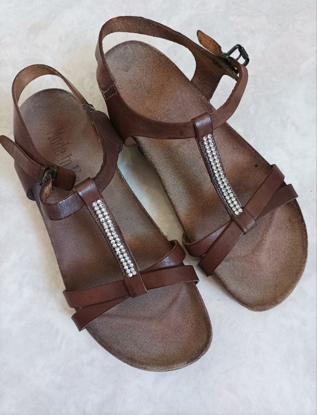 Sandali in pelle e strass